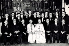 Pr. Gâldău și credincioșii 1965